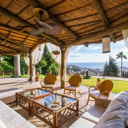 Xpce Indonesian Palace Luxuorius Boutique Villa Málaga