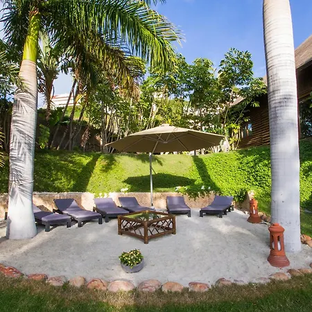 Xpce Indonesian Palace Luxuorius Boutique Villa